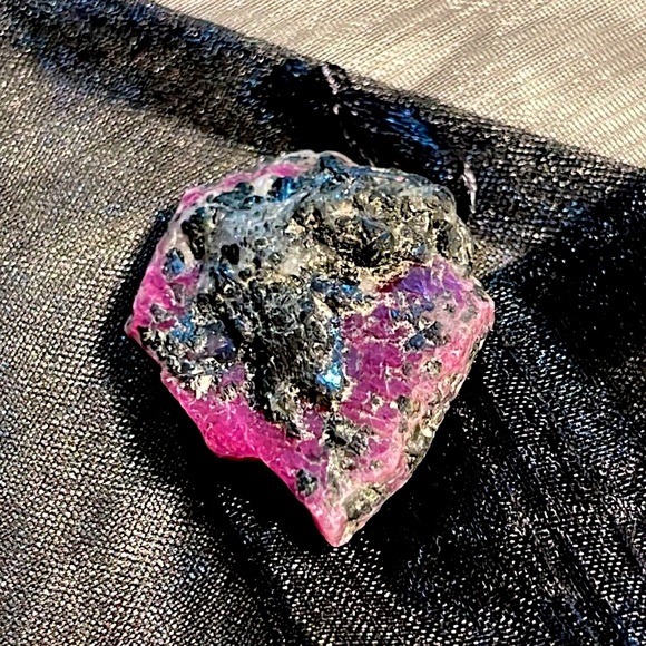 🍒BOGO🍒 3 LEFT! Rough GEMMY Ruby Slabs & Chunks w/ Black Tourmaline - Picture 7 of 14